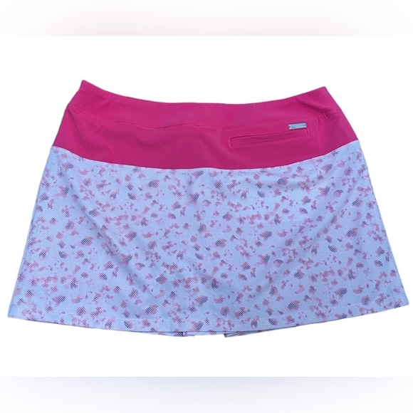 Adidas, Pull On Golf Skort, Size Medium, Pink & White  🏌️‍♀️ - Picture 6 of 10